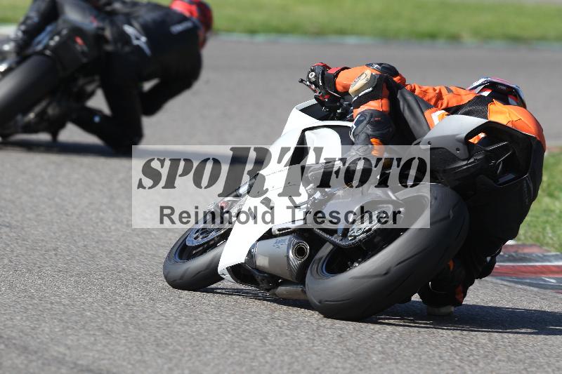 /13 01.05.2025 Speer Racing ADR/Gruppe gelb/backside